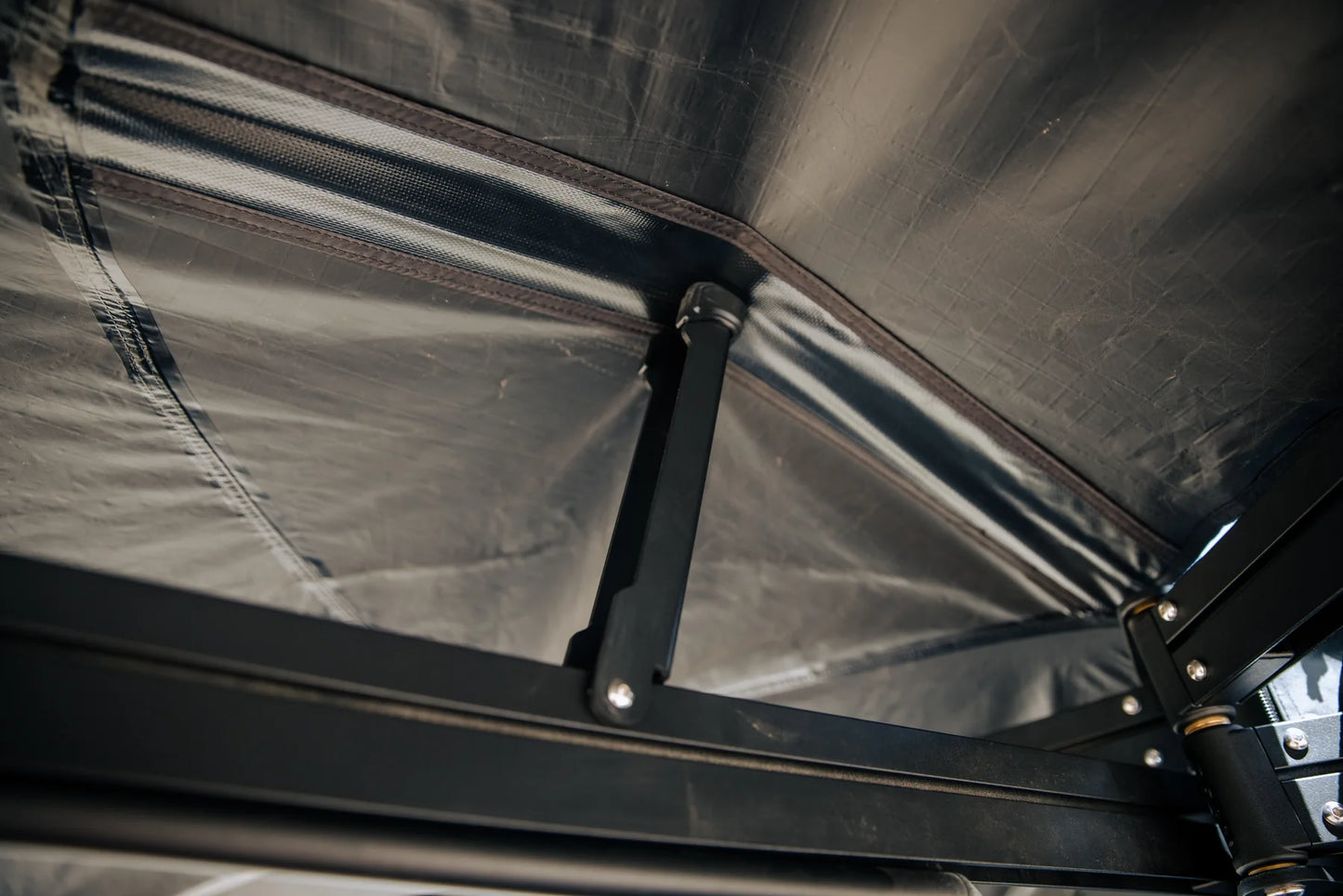 ARC 270 Vehicle Awning