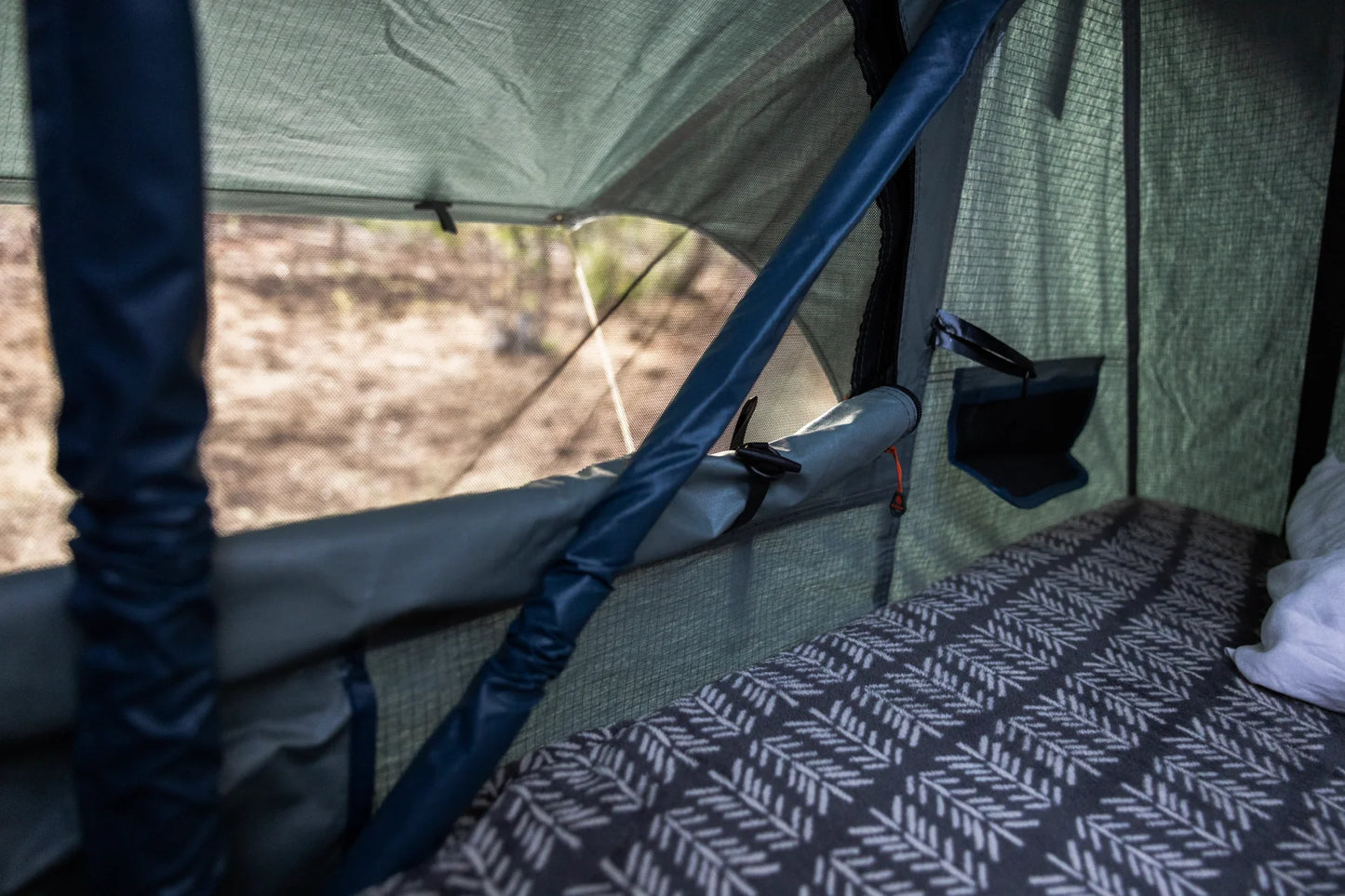 Vagabond Lite Rooftop Tent