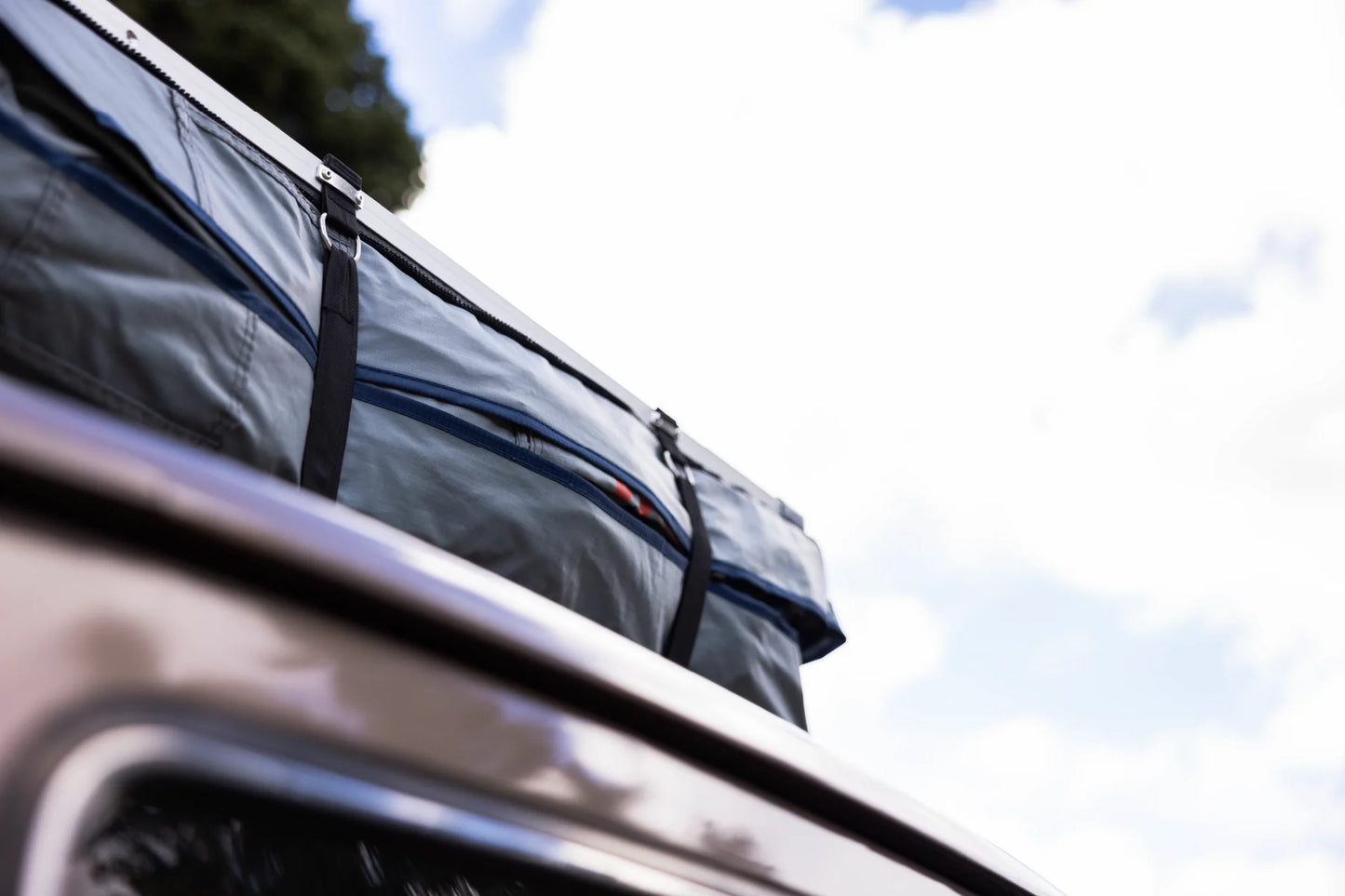 Vagabond XL Rooftop Tent
