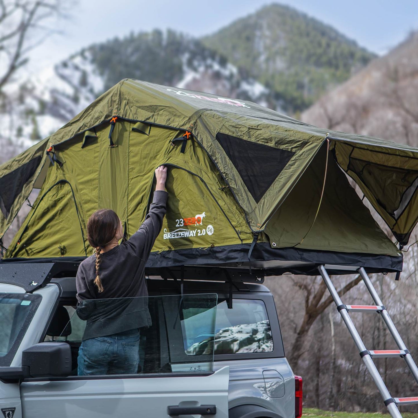Breezeway 56 Rooftop Tent